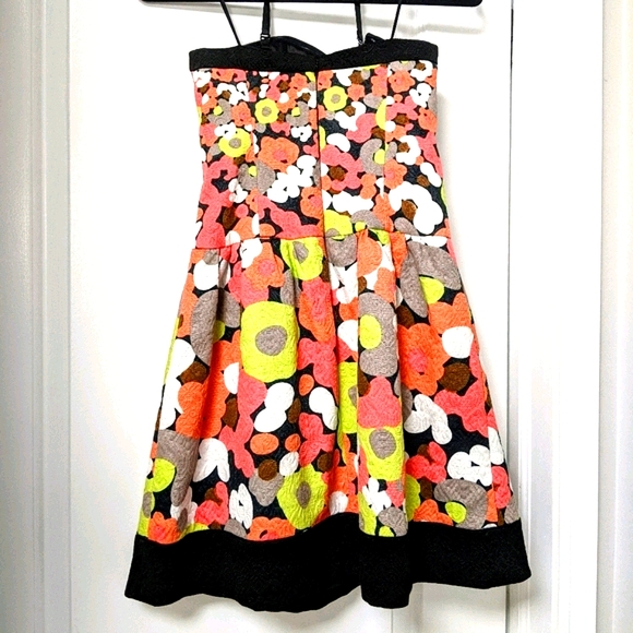 Jessica Simpson Strapless Sweetheart Dress - Picture 2 of 4